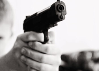 Jovencito MATA a su PAPÁ para defender a su «jefecita» en Apodaca