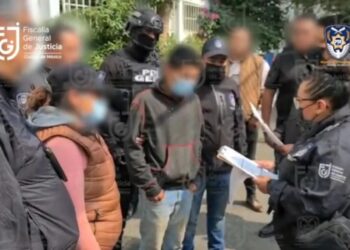 “No dejaba de molestar”: tíos MATAN a NIÑO de 8 años AZOTÁNDOLO
