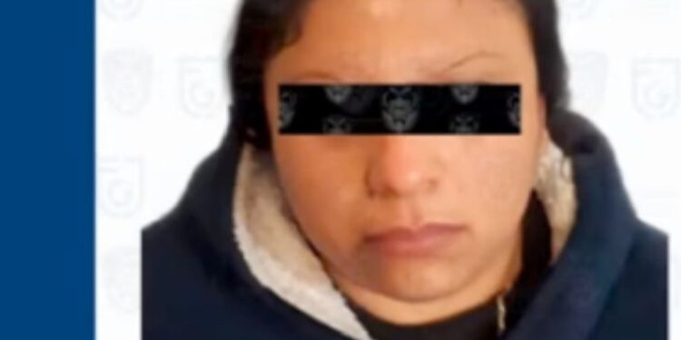 Madre desnaturalizada PROSTITUÍA a su NIÑA de 11 años en CDMX