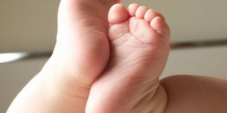 Padre MATA brutalmente a su BEBÉ de 11 meses; dijo que falleció al caer