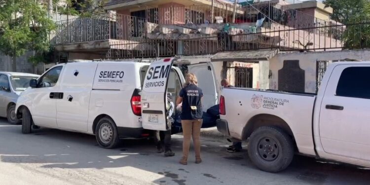 Ancianito MUERE en soledad; vecinos lo hallan afuera de su casa en Reynosa