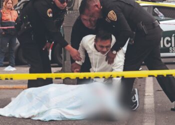 Desgarrador: MUERE mujer en accidente en “moto”; su marido no podía creerlo