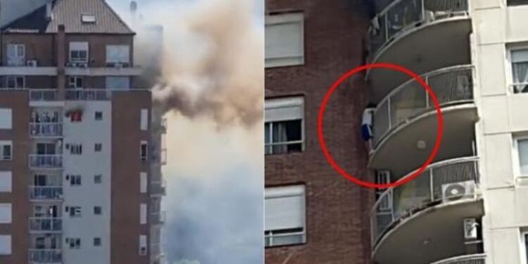 Video: Niño desesperado se CUELGA de balcón para salvarse de MORIR en incendio