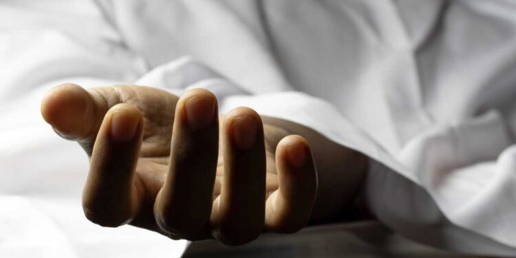 ¿Karma, venganza o justicia?, MATAN a maestro que VIOLÓ a 18 niños