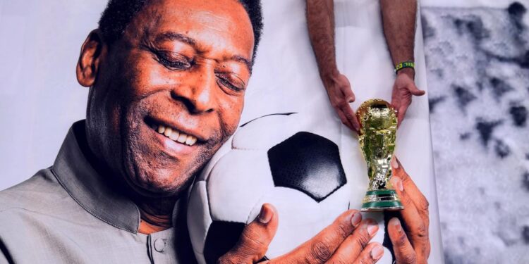 Luto en el futbol: ¡muere la estrella PELÉ, a los 82 años!