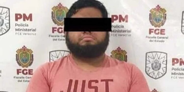 ¡Desalmado CALCINA a su mamacita y la tira a la basura para cobrar HERENCIA!