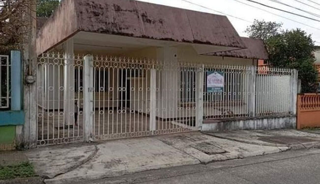 ¡Escalofriante!, nadie compra casa por FANTASMA en el anuncio