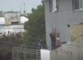¡Video “de infarto”!, salvan a BEBÉ de caer desde 2do piso
