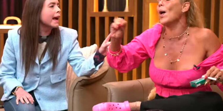 «¡Niña culicag*da!»: Niurka y Maryfer Centeno “se dan con todo” en pleno programa