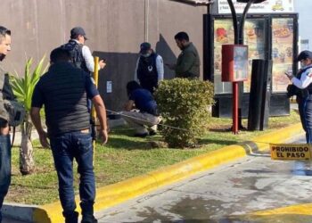 ¡Escalofriante!, abandonan caja con FETO humano en McDonald’s de Reynosa