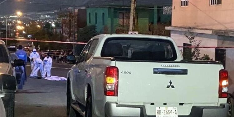 Soltó la mano de mamá: bebito de 1 año y 9 meses MUERE atropellado