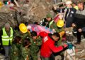 ¡Eso, hermanos!, Ejército Mexicano rescata a personas de los escombros en Turquía
