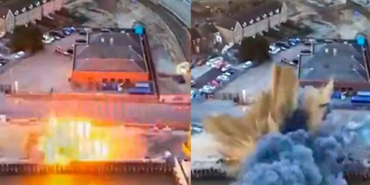 Video: ¡EXPLOTA una BOMBA de la Segunda Guerra Mundial en Inglaterra!