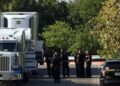 Migrantes quedan atrapados dentro de camión, ¡con 18 MUERTOS!