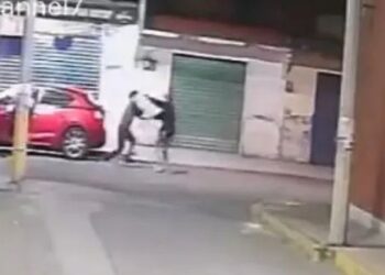 Video: asaltantes MATAN sin piedad a joven con “plomazo” en la cabeza