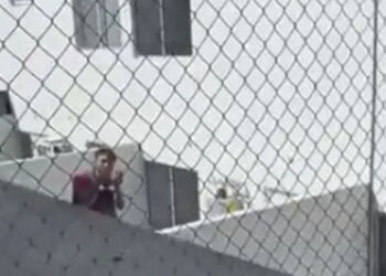 Video. ¡Pensó que era un LADRÓN, pero en realidad lo tenían SECUESTRADO y pedía ayuda!