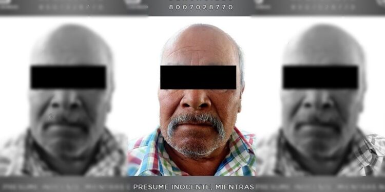 ¡ASESINA sin compasión a su HERMANO porque se enteró de que era GAY!