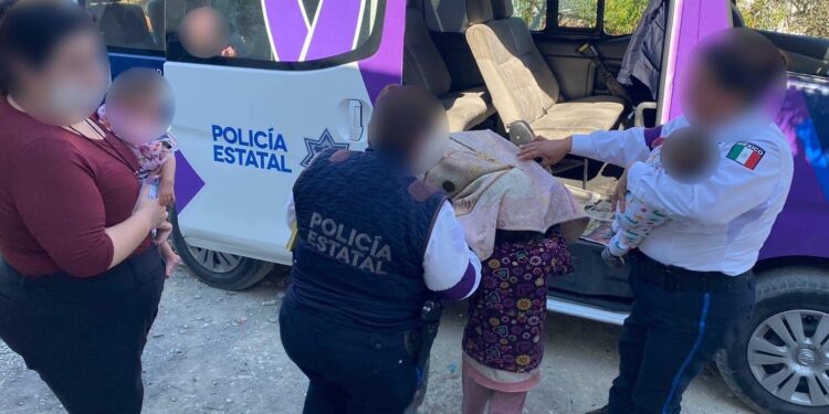 ¡Qué atrocidad!, rescatan a 2 BEBITAS y 3 NIÑAS; no habían comido en días en Victoria