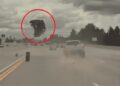 Video. ¡Burla a la muerte!, llanta se desprende, impacta auto y lo hace «volar»