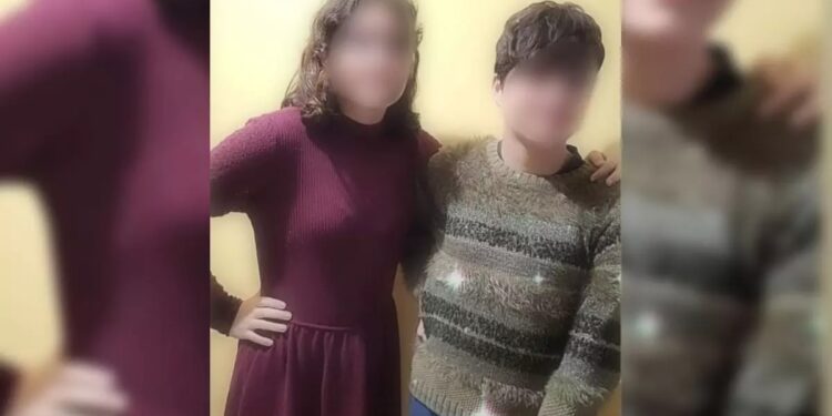 Muerte separa a GEMELITAS: tras bullying se “tiran” al vacío, pero una sobrevive
