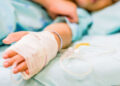 Por dolor de cabeza, niña va al hospital, le diagnostican leucemia y muere