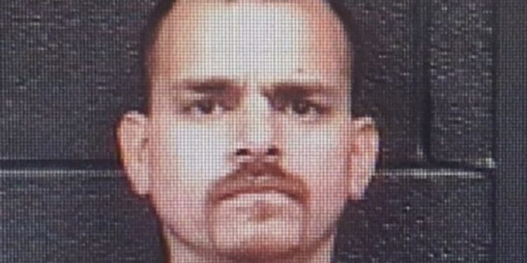 Drogado ASESINA brutalmente a su pareja y a su hijastra; luego tuvo sobredosis