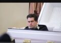 Video. Por BORRACHÍN: familia y amigos le juegan broma fingiendo su muerte