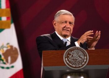 “Primero México, esa es la regla”: AMLO confirma diferencias entre Marina y SEDENA