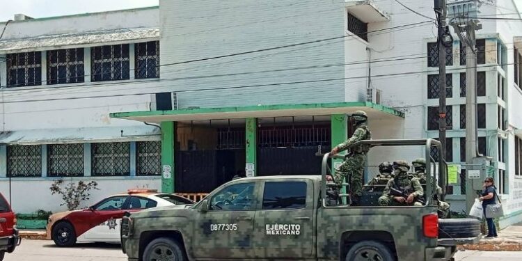 «Chamaquito» lleva pistola a escuela en Tampico y moviliza a Guardia Estatal y Ejército