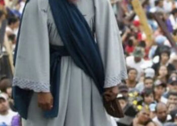 Vía Crucis al extremo: un “Judas” murió AHORCADO de verdad en Michoacán