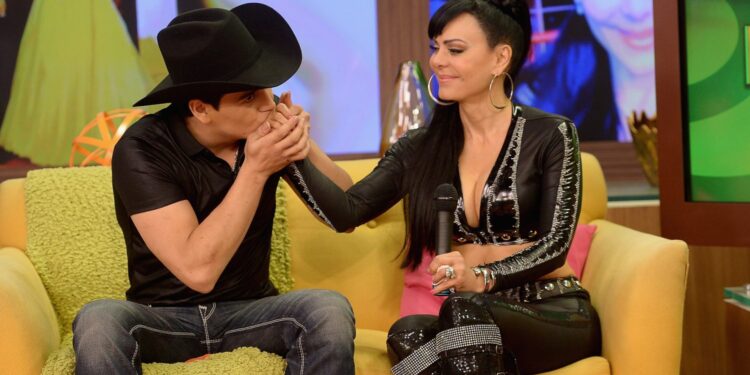 Video. Maribel Guardia comparte conmovedor video mostrando el altar para Julián