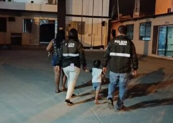 Mujer pone en venta a su NIÑA por 400 dólares porque “necesitaba el dinero”