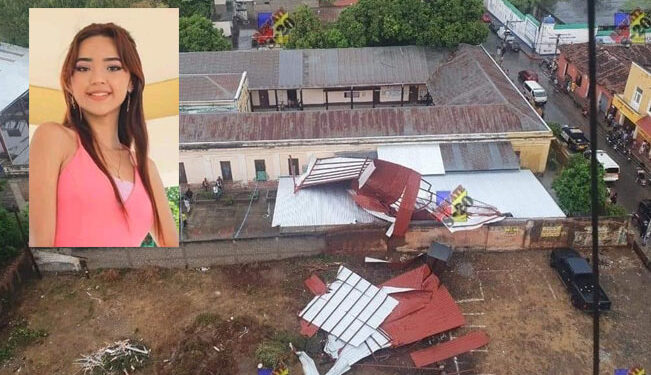 ¡Maestra arriesga su vida para salvar a niños de morir aplastados por techo!