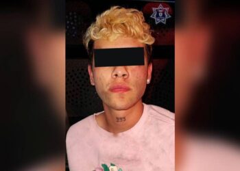 “Cría cuervos…”: intenta MATAR a su madre y lo liberan; la mujer está aterrada