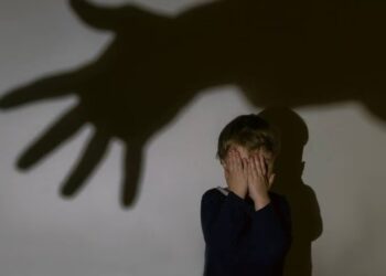«Era nuestro secreto»: niño abusado sexualmente por maestras del kínder