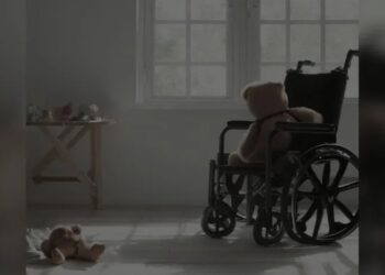 Muerta en vida: mujer es arrollada, pierde a su BEBÉ, ambas piernas y quedó ciega