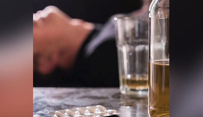 Tomaba medicinas con cerveza y «estira la pata» en Madero