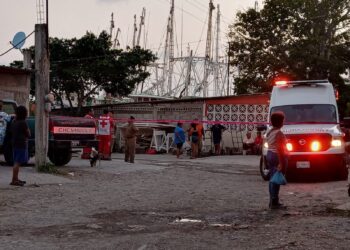 Muere ELECTROCUTADO al hacer labores de limpieza de su TRABAJO en Tampico