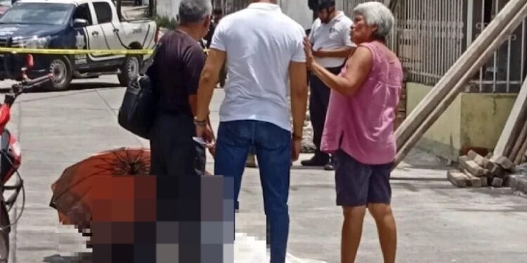 Sale de dar clases y lo esperaba la muerte: acribillan a maestro afuera de escuela