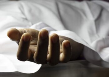 Olor a muerte alerta a vecinos y encuentran cadáver en casa de Matamoros