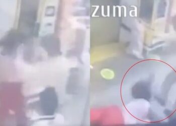 Video. ¡Hombre ataca a PUÑETAZOS y patadas a MUJER en mercado de Puebla!