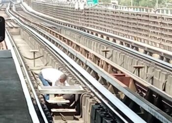 Trágico final: trabajador resbala en las vías del Metro en CDMX y muere