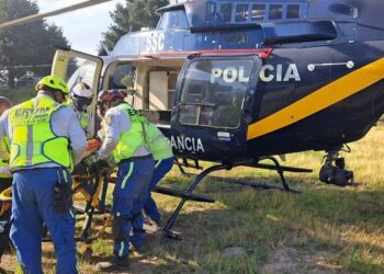 ¡Milagro!: rescatan a ANCIANITO que sobrevivió 2 días PERDIDO en zona boscosa en CDMX