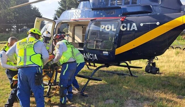 ¡Milagro!: rescatan a ANCIANITO que sobrevivió 2 días PERDIDO en zona boscosa en CDMX