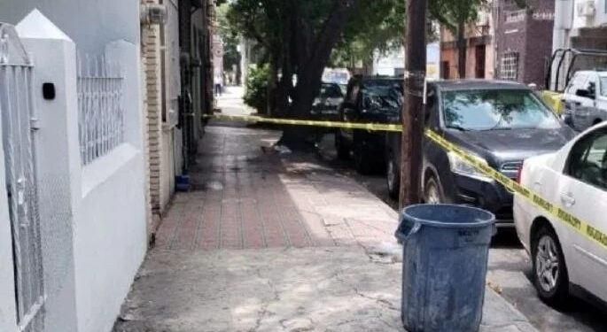 Encuentran feto de 5 meses de gestación “tirado” dentro de bote de basura
