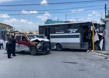 Choque entre la GE y un «pesero» deja ¡7 LESIONADOS! en Reynosa