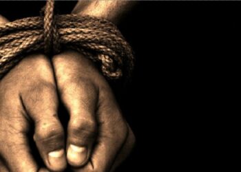 Macabro amanecer: TORTURAN, MATAN y “tiran” a hombre en Reynosa
