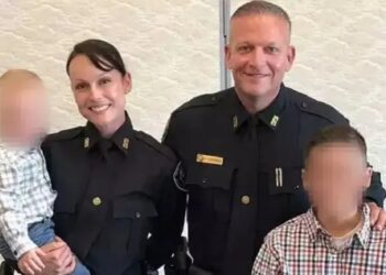 Padres “arrestan” a su niño de 3 años por hacerse encima, ¡lo esposaban!