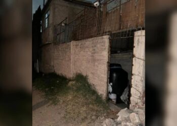 Encuentran cadáver putrefacto de mujer dentro de un tambo en Iztapalapa