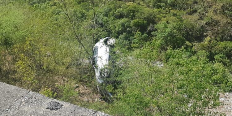 Localizan SIN VIDA a maestra DESAPARECIDA: estaba al fondo de barranco en Victoria
